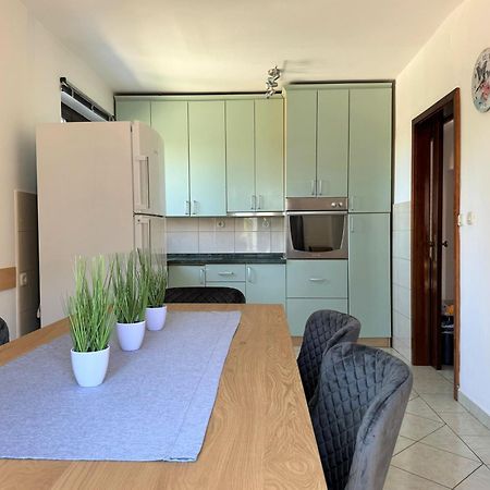Apartman Natty Murter Luaran gambar