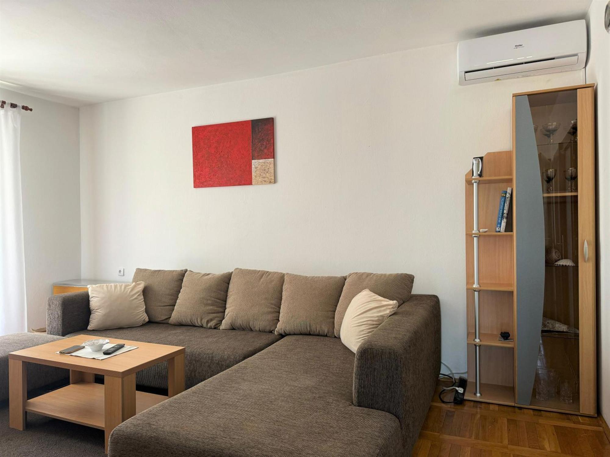 Apartman Natty Murter Luaran gambar